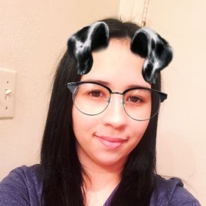 Meet your Posher, Abigail